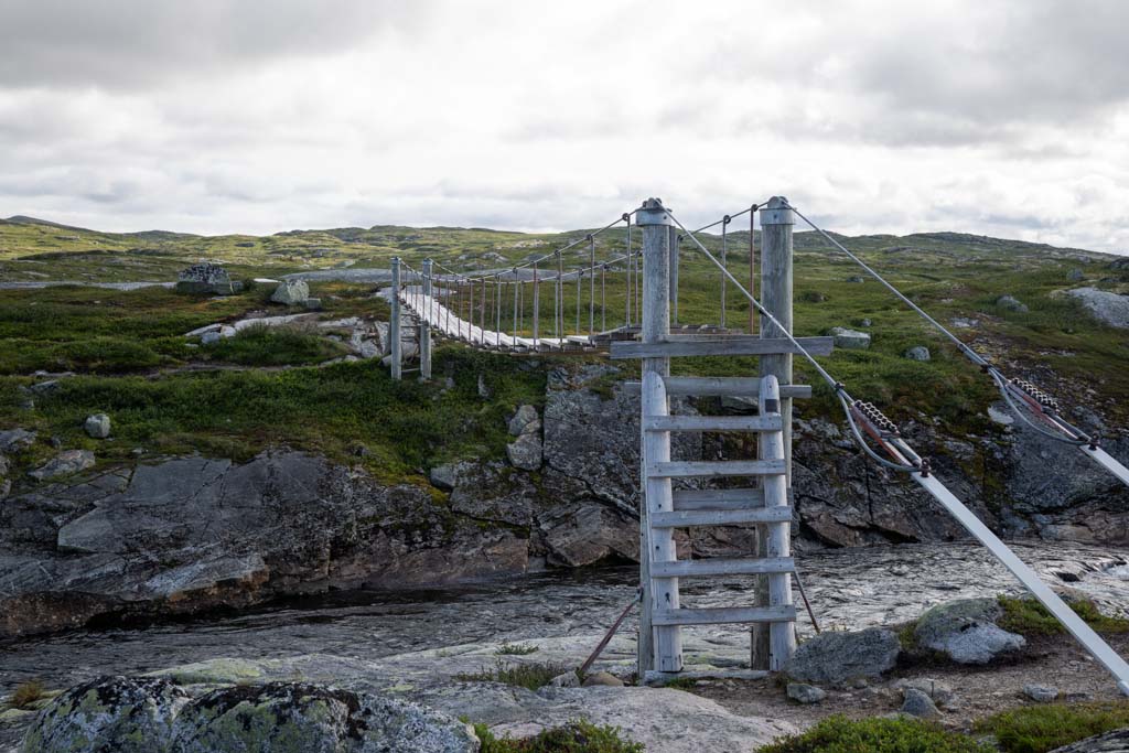 Hengebro ved Kjeldebu på Hardangervidda.